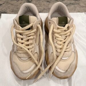 VALENTINO SNEAKERS Women Size 35.5